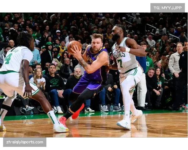 专家分析:面对凯尔特人五外阵容,湖人应如何保护篮下并限制突破